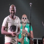Black theama sur yala.fm
